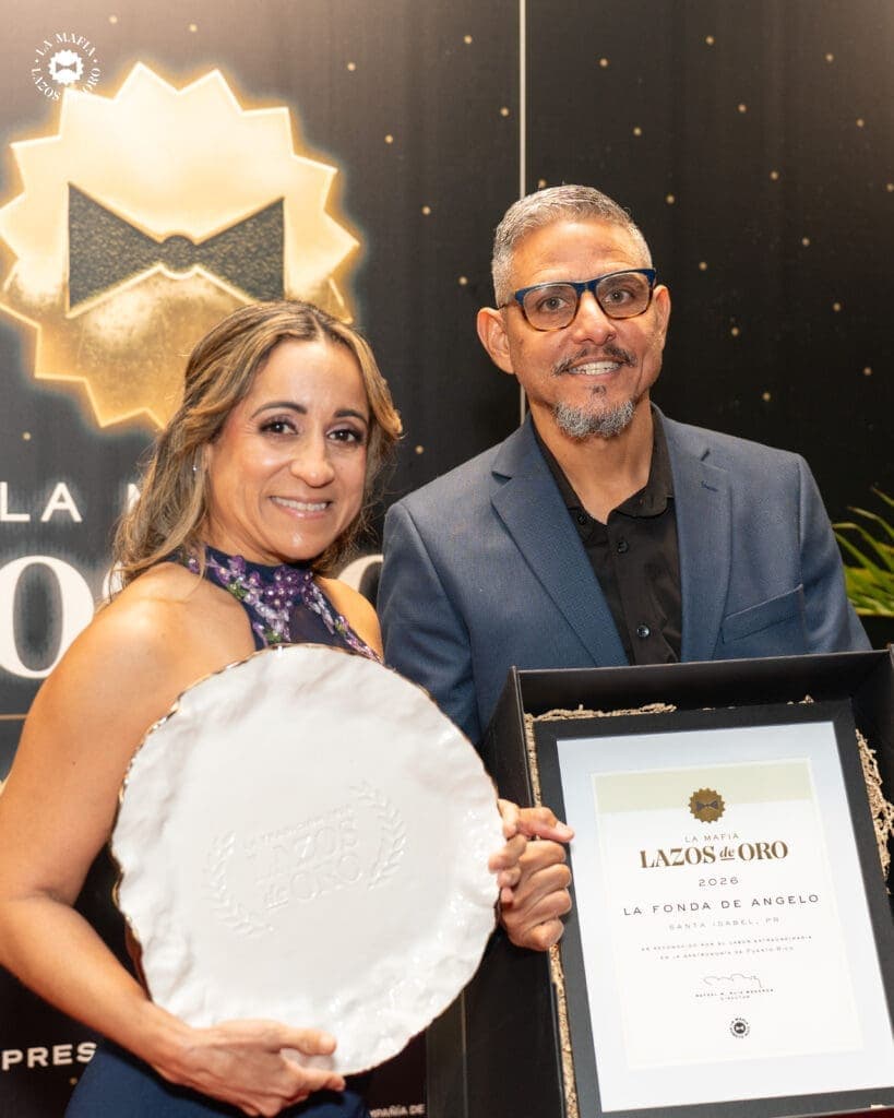 Lazos de Oro gala portrait