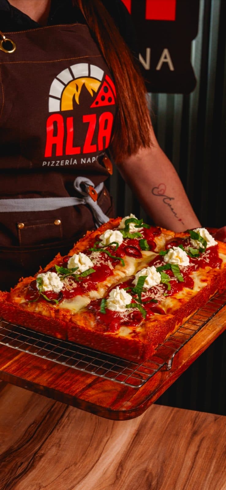 Alzai Pizzería Napolitana