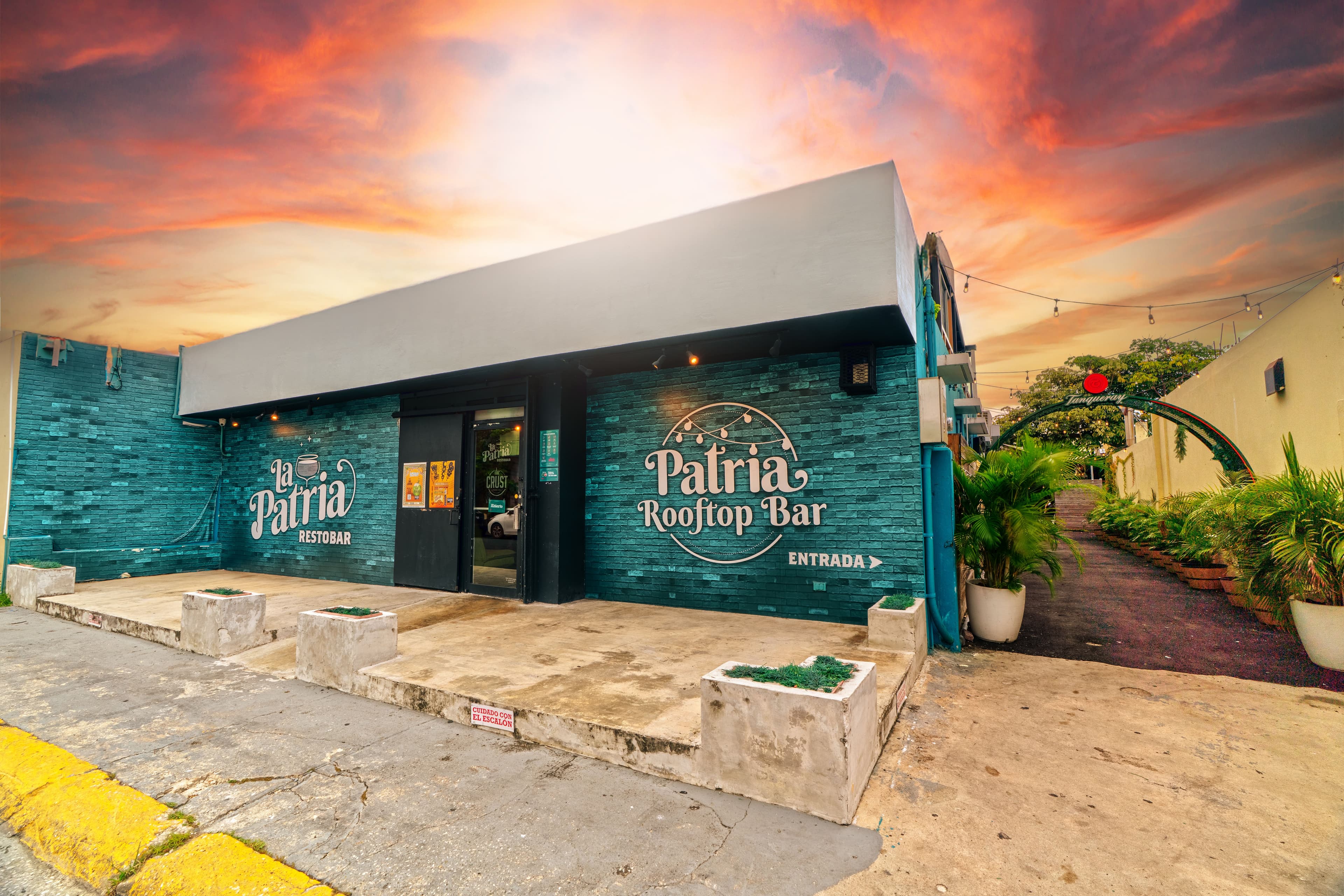 La Patria Restobar